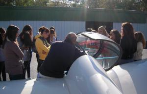 istruttore che spiega